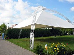 Freihängendes Pyramidendach