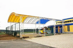 Großflächiges Bühnendach