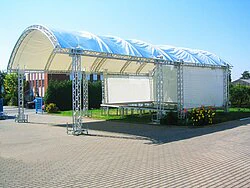 Vorbühnenüberdachung