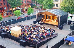 Mobile outdoor grandstand