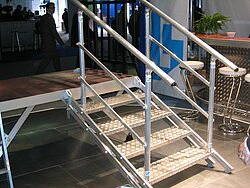 Flexi-Step mit Riffelblech