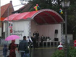 Rundbogendach mit 3-seitiger Plane