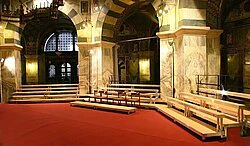 Mobile choir grandstand