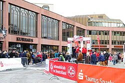 Autobühne mit Rampe