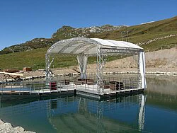 Schwimmende Außenbühne