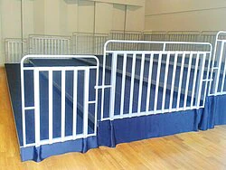 Mobile grandstand with grandstand railings