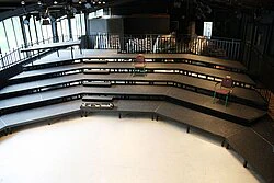 Mobile choir grandstand