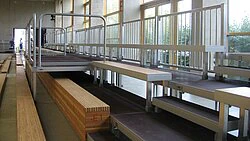 Sitzbänke aus Podesten