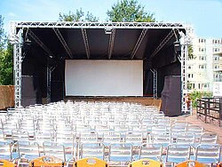 Pultdach mit Leinwand