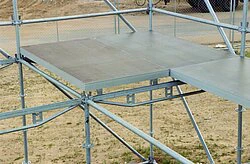 Bühnenpodeste auf Gerüstunterbau
